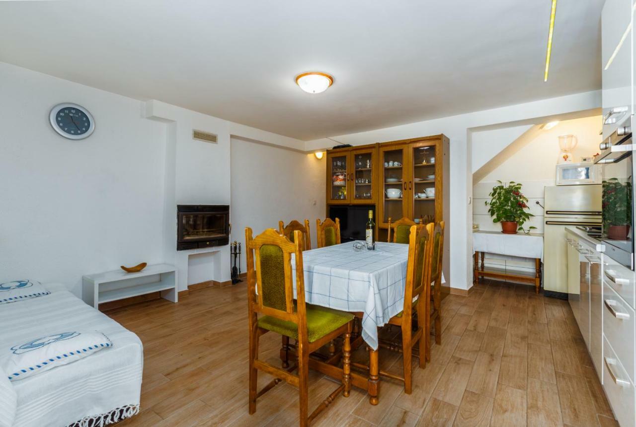 Casa Sofia Apartment Върсар Екстериор снимка